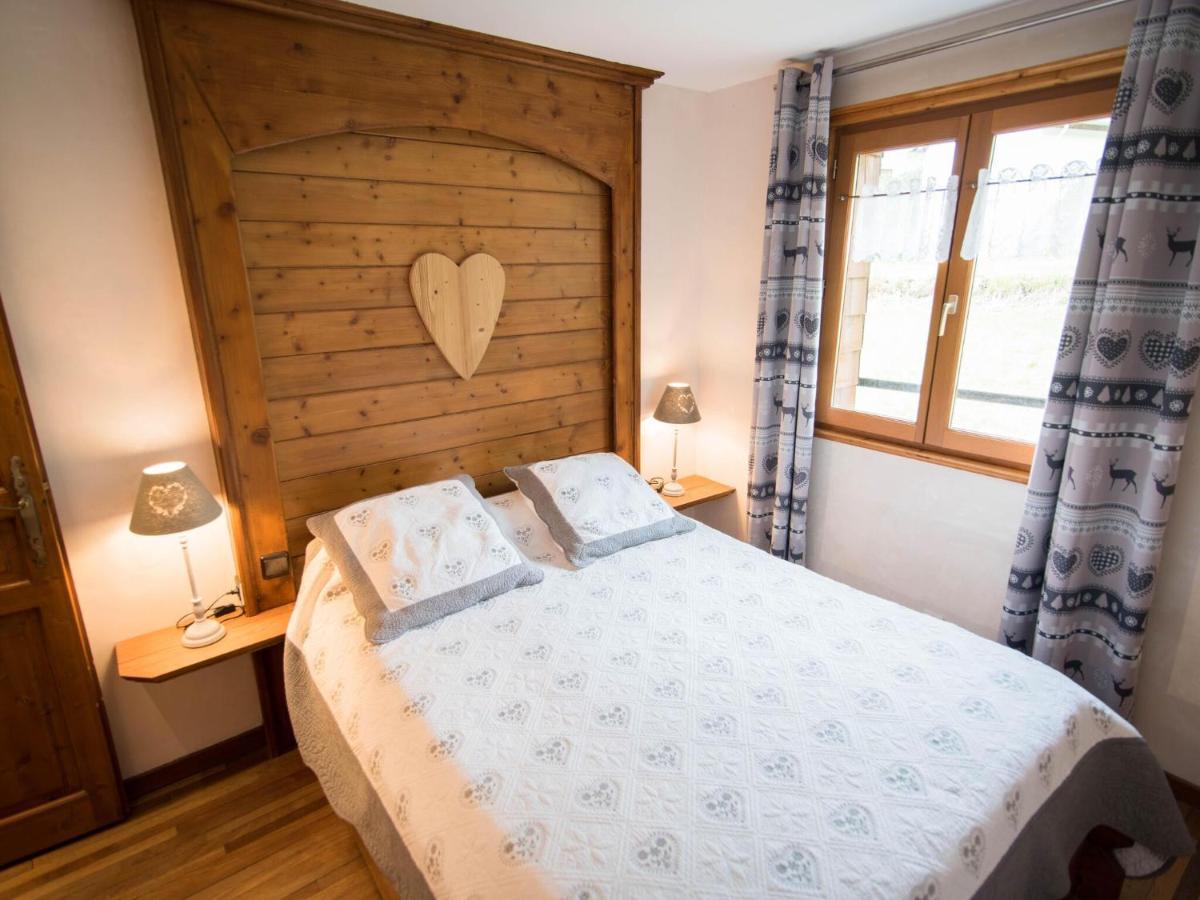 Charming Chalet In Ventron With Terrace Buitenkant foto