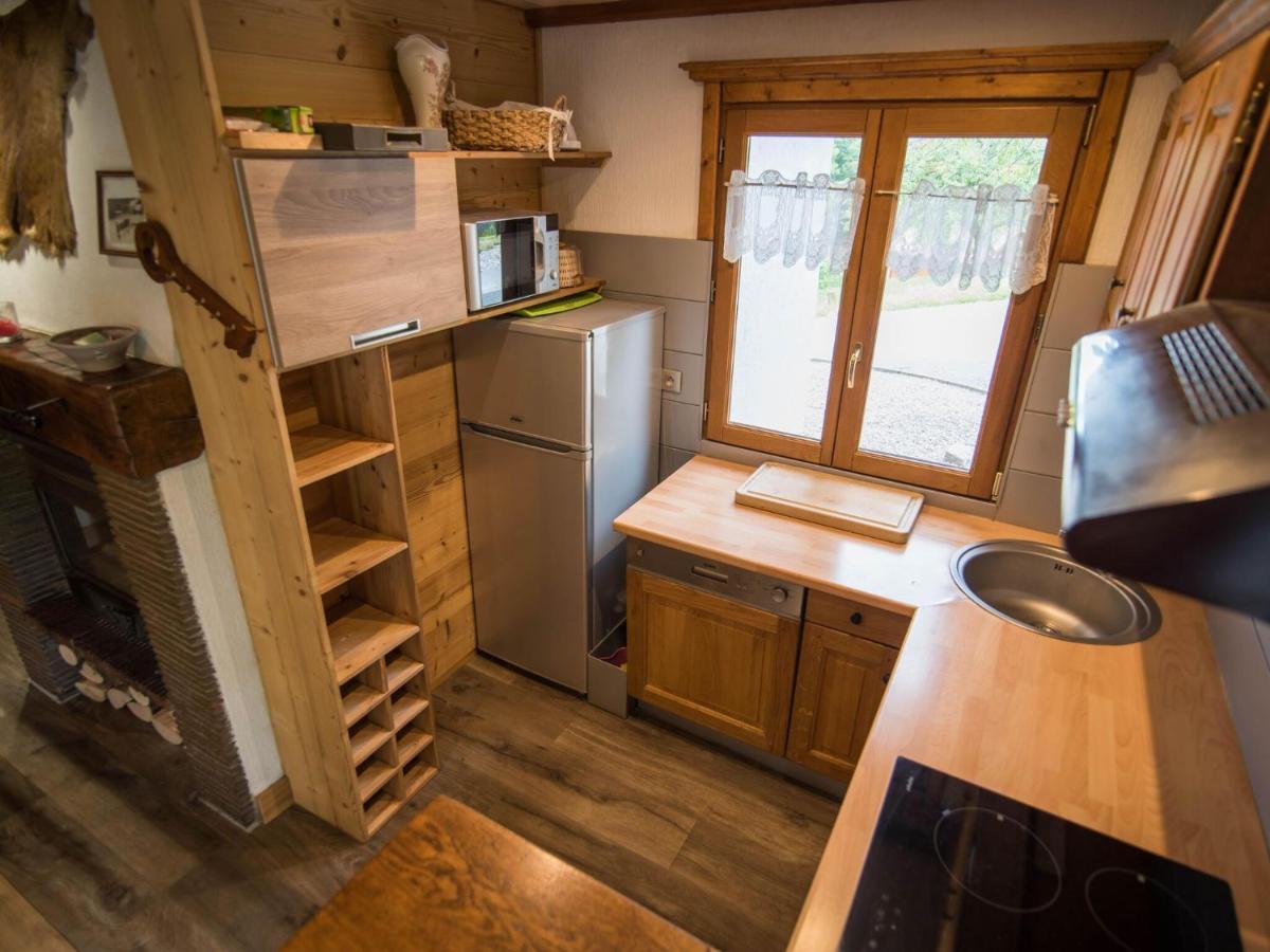Charming Chalet In Ventron With Terrace Buitenkant foto
