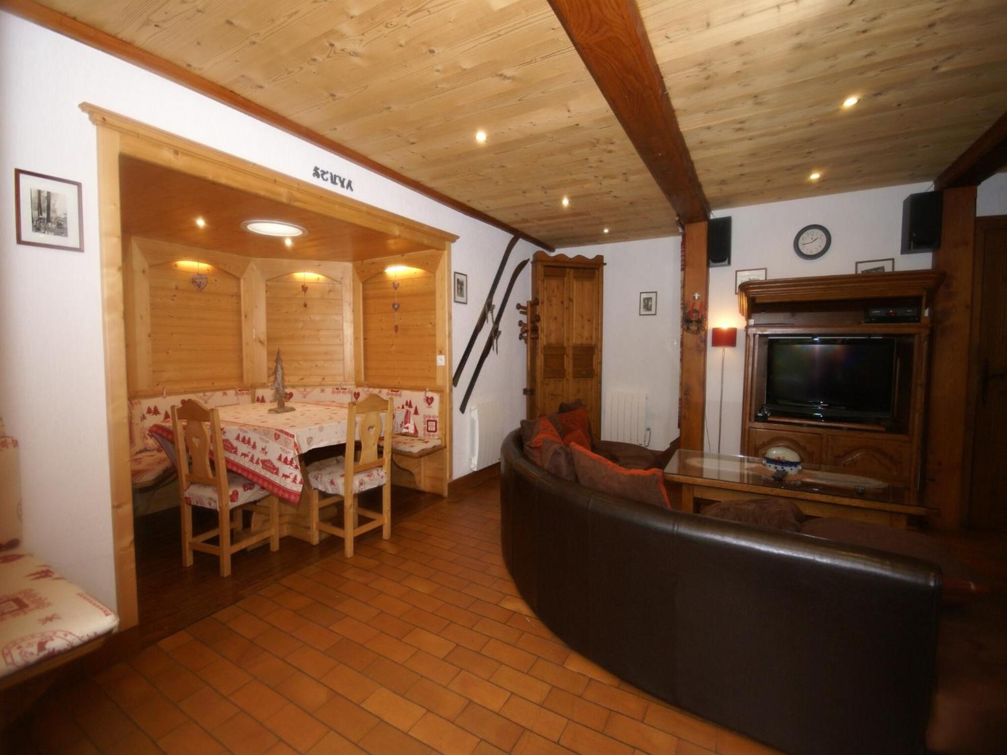 Charming Chalet In Ventron With Terrace Buitenkant foto
